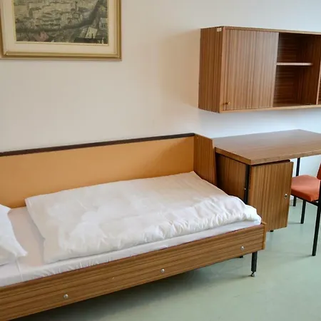 Garni Vinarska 3* Брно