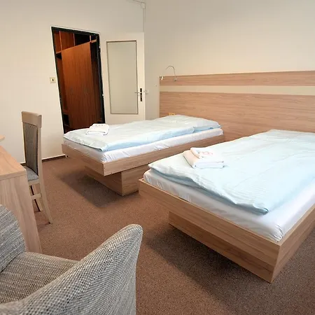 Hotel Garni Vinarska 3*